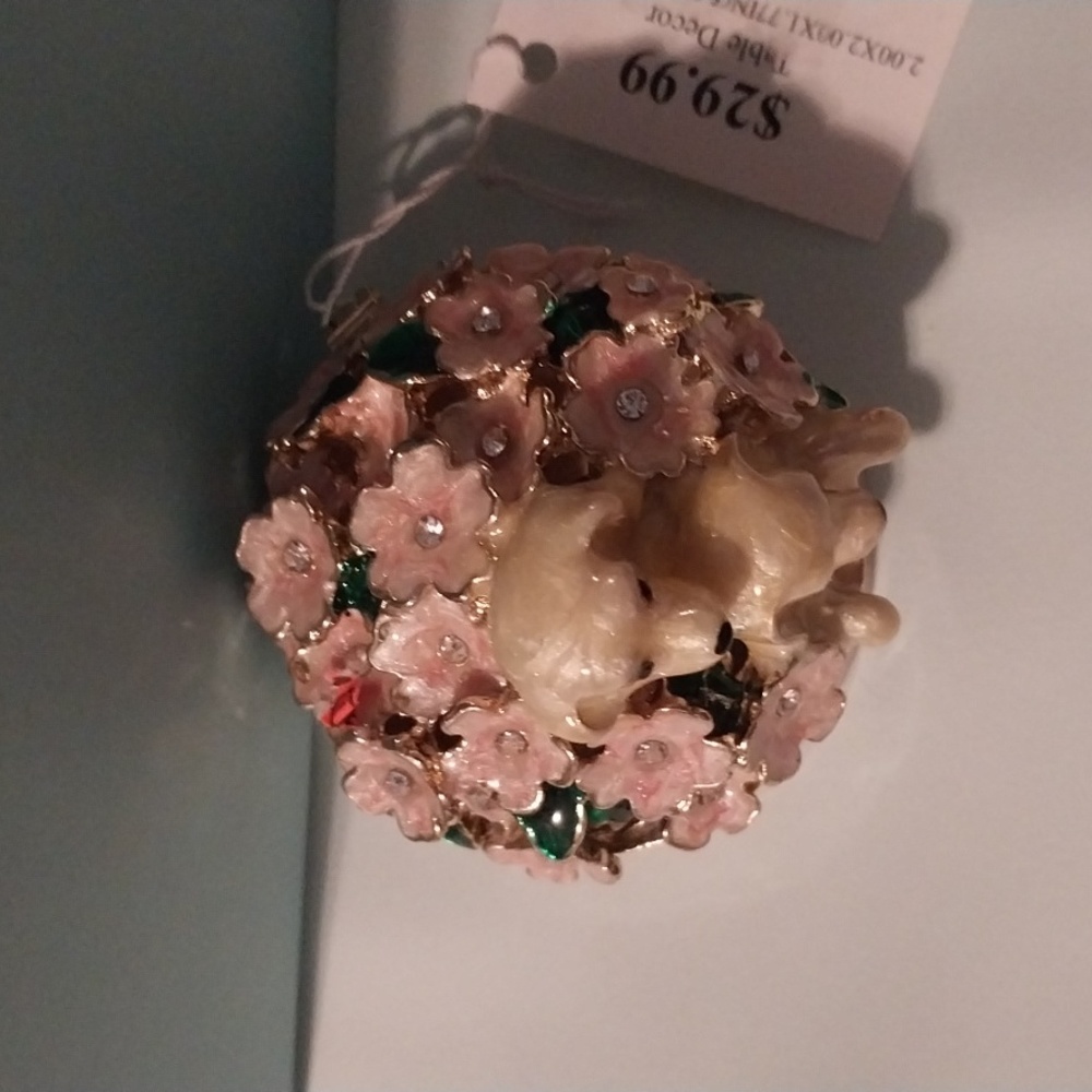 Dogs in Flowers Trinket Box-Hobby Lobby - Picture 2 of 7